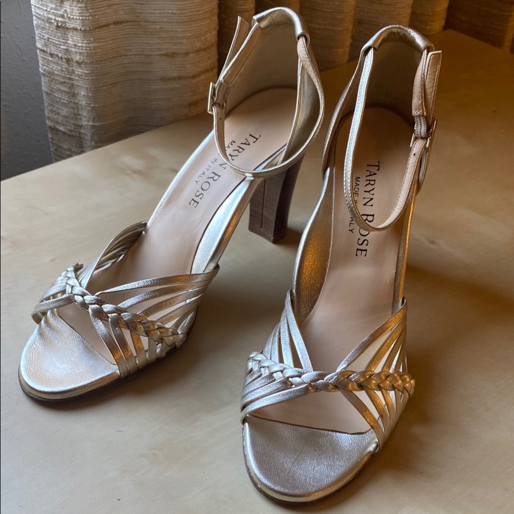 Taryn Rose Champaign Gold Strappy Heels Like New